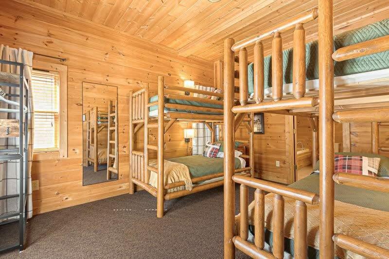 Villa Movie Theater Hot Tub View Mountain Escape Gatlinburg Exterior foto